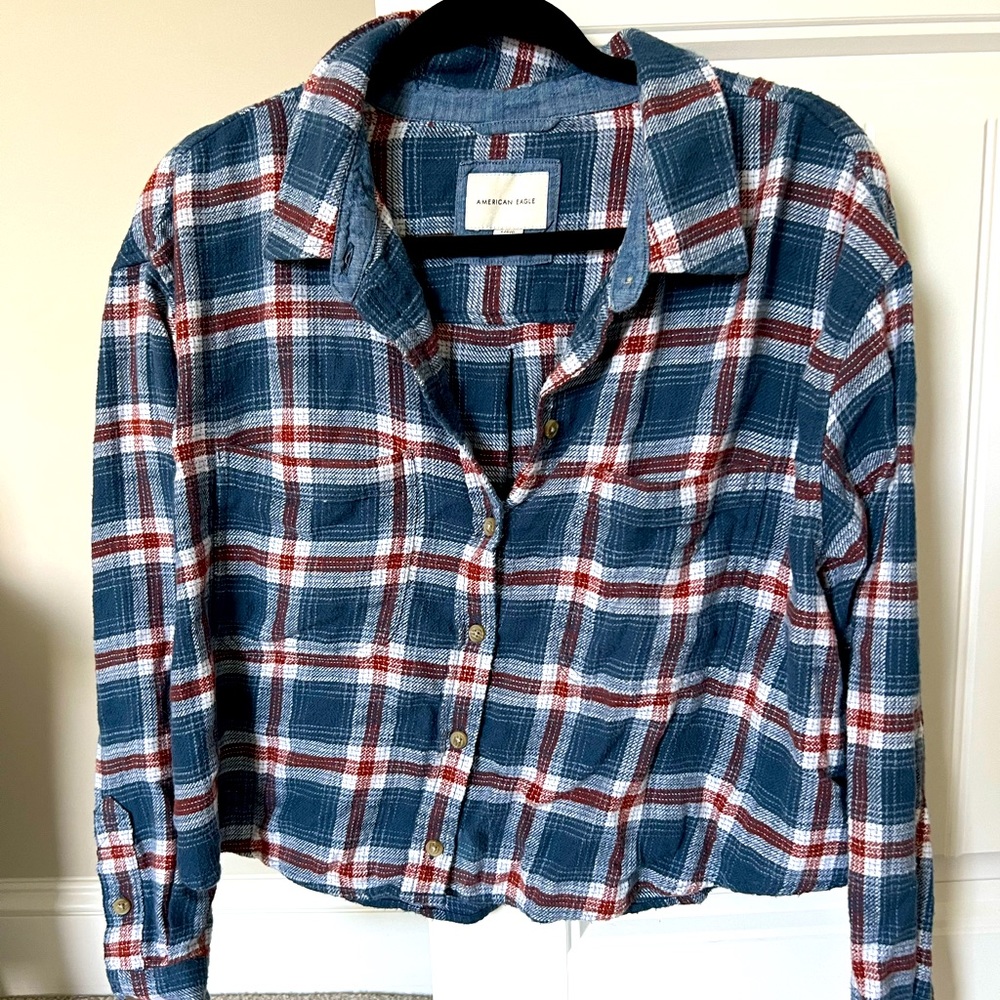 American Eagle cropped flannel
